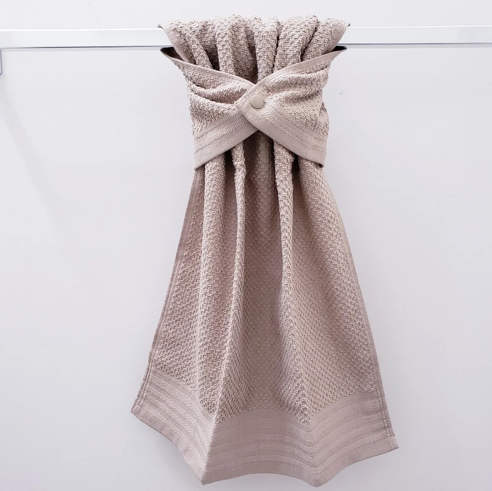 ❤️NEW! 9053 ■TAN Hang'N'Snap HAND Towel *Select snap🤍
